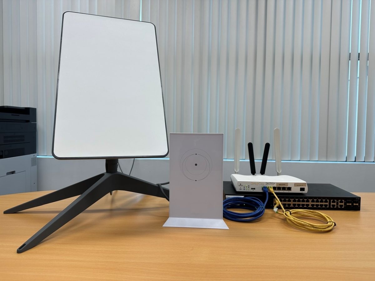 سوکت ها و پورت های روتر و مودم استارلینک